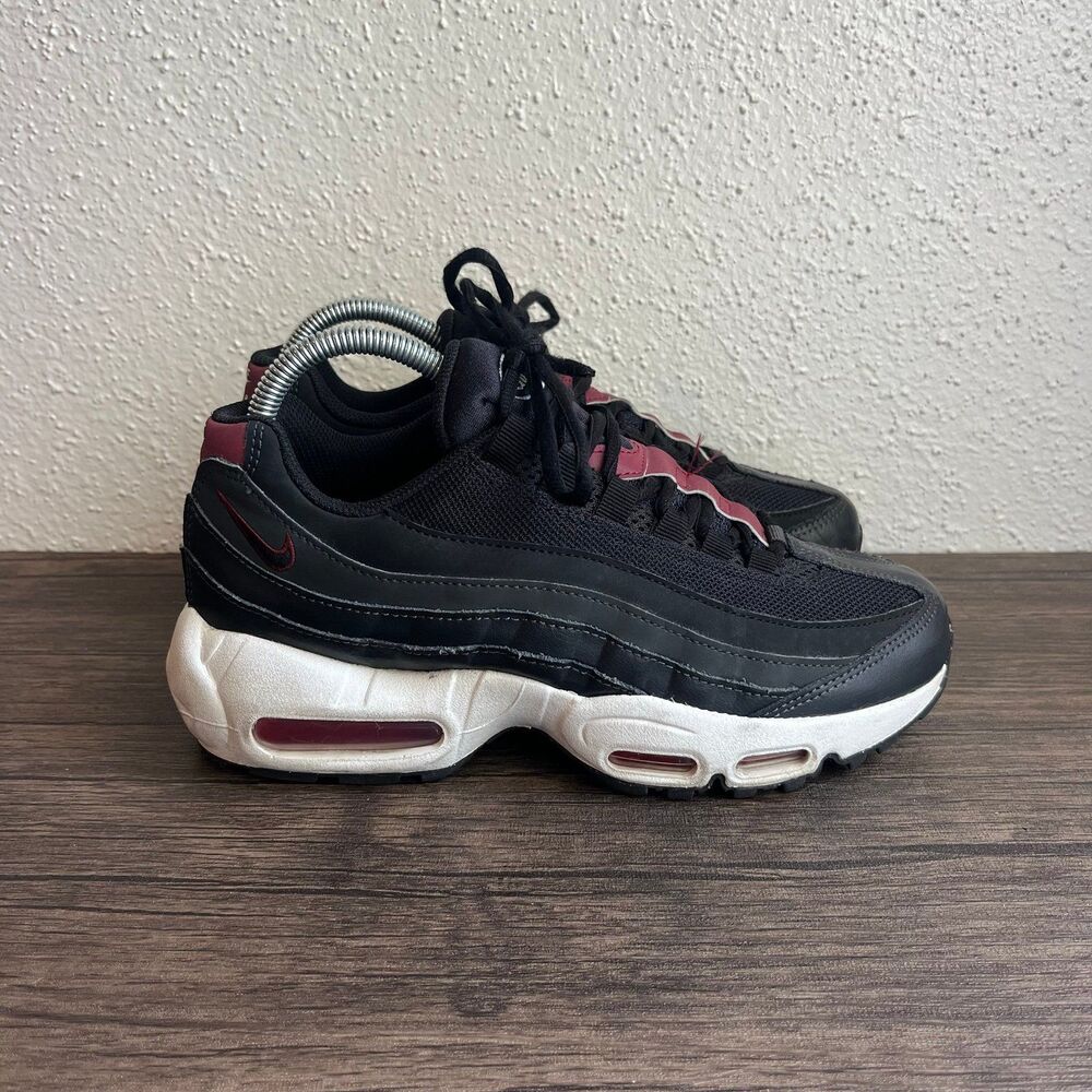 Nike Air Max‎ 95 Recraft Black Anthracite Team Red Womens 8 (6.5Y) CJ3906-015